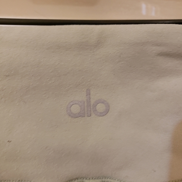 ALO size Small - Picture 4 of 4